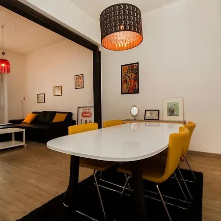 Appartamento Vintage W/ Terrace