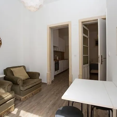 Appartamento Vintage W/ Terrace Lisbona