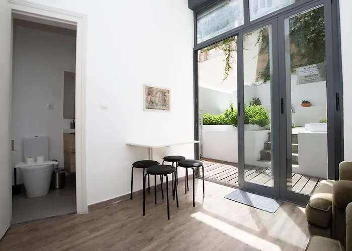 Vintage W/ Terrace * Lisbon